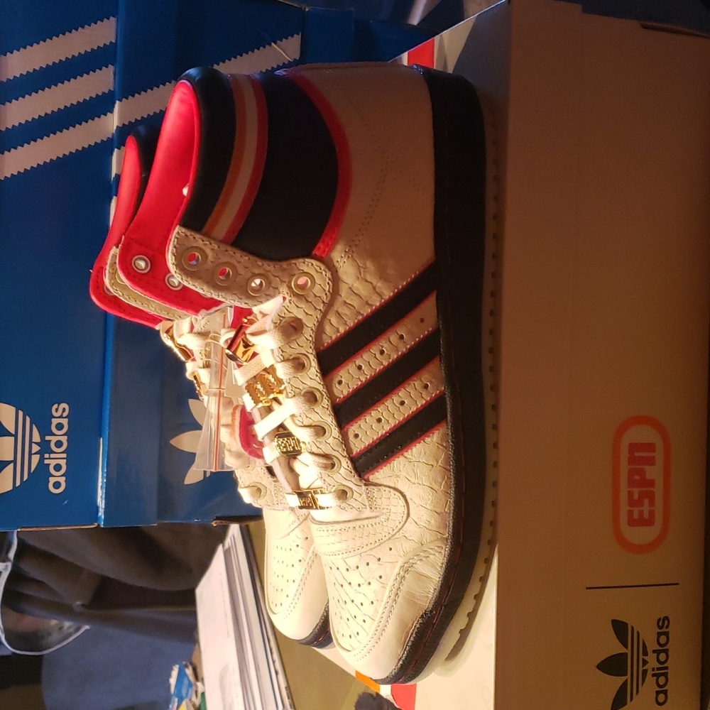 Adidas
